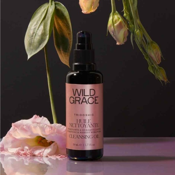 Wild Grace Cleansing Oil Makeup Remover - Picture 2 of 3
